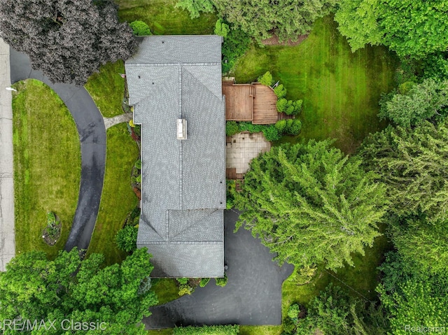 830 Jonathan Ln, Bloomfield Hills, MI 48302 - aerial view of property and surrounding area