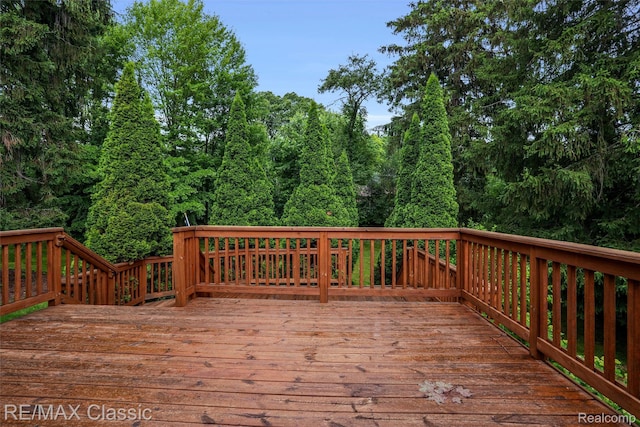 830 Jonathan Ln, Bloomfield Hills, MI 48302 - view of wooden deck