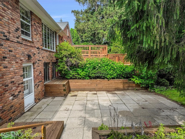 830 Jonathan Ln, Bloomfield Hills, MI 48302 - view of patio with a wooden deck