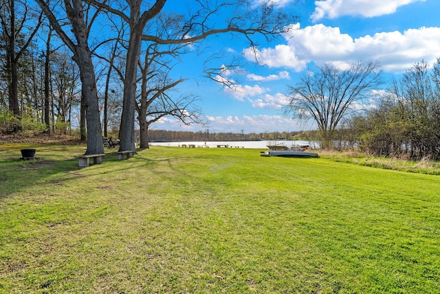 view of yard with a water view