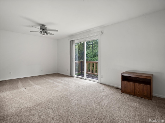 5620 Eastman Blvd, West Bloomfield, MI 48323 - carpeted empty room featuring a ceiling fan and baseboards