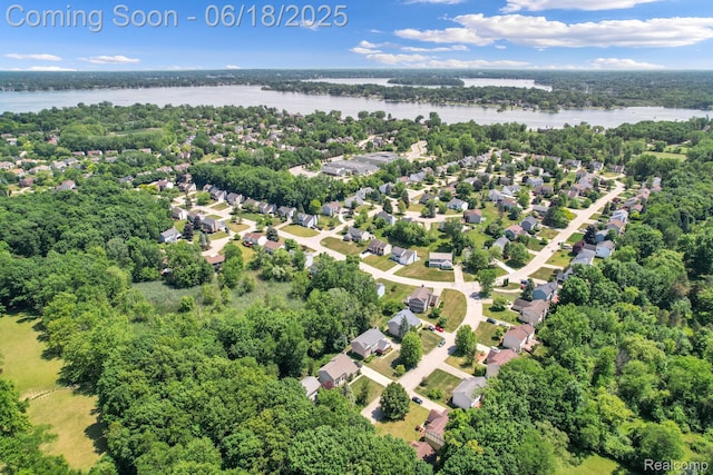 1710 Dawncrest Dr, West Bloomfield, MI 48324 - aerial view of a nearby body of water