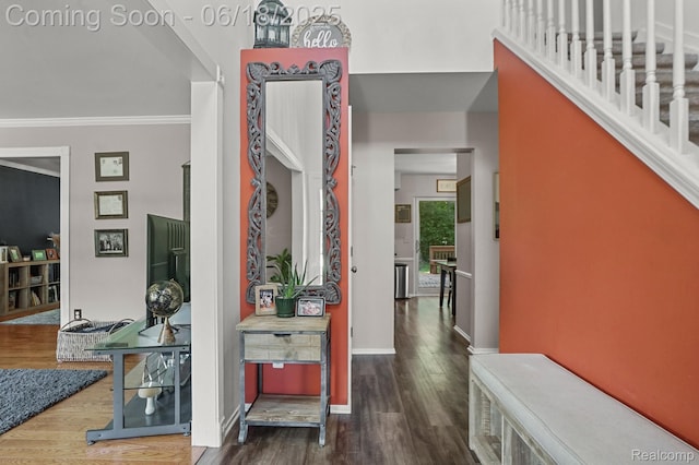 1710 Dawncrest Dr, West Bloomfield, MI 48324 - hall with wood finished floors and ornamental molding