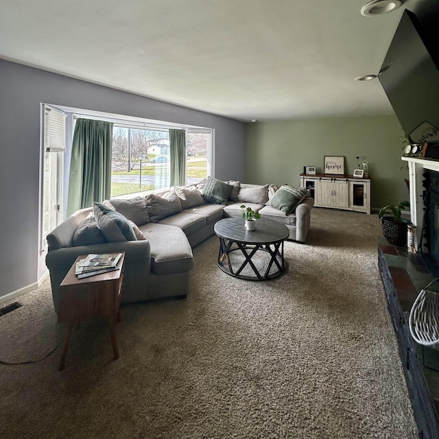 613 E Rolston, Linden, MI 48415 - living area with carpet and visible vents