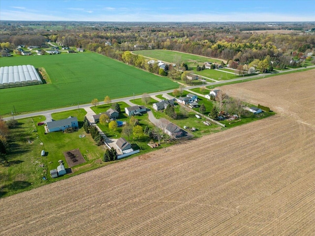 birds eye view of property featuring a rural view
