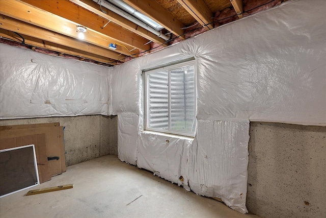 29816 Trailwood Dr, Warren, MI 48092 - view of unfinished below grade area