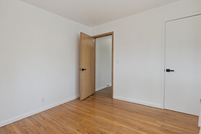 711 Sylvanwood Dr, Troy, MI 48085 - spare room featuring light wood-type flooring and baseboards