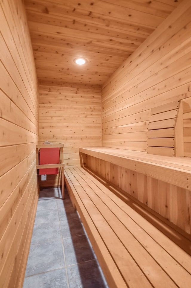 view of sauna featuring recessed lighting
