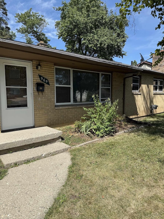 960 Tulane St, Saginaw, MI 48604 - photo 1