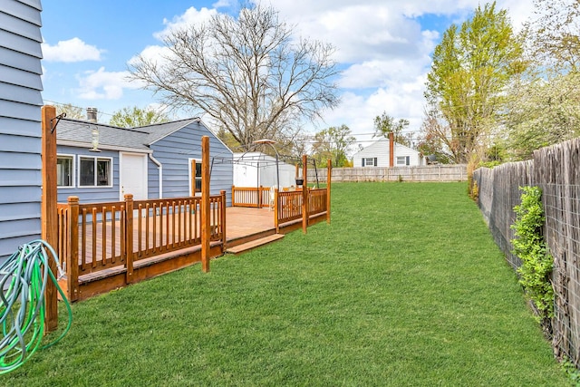 2408 Cobb Rd, Jackson, MI 49203 - view of yard featuring a deck