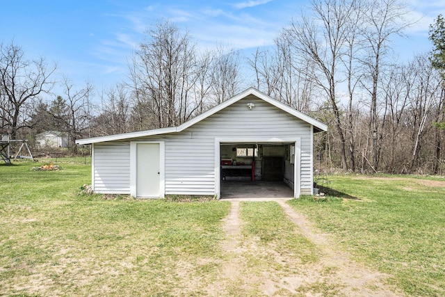 detached garage with driveway