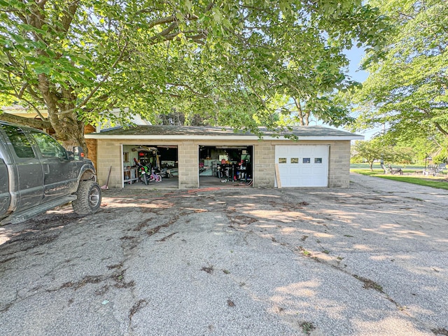 50002 M 51 N, Dowagiac, MI 49047 - view of detached garage
