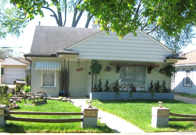 24101 Carlysle St, Dearborn, MI 48124 - bungalow-style house with a shingled roof