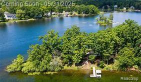 10418 King Rd, Davisburg, MI 48350
