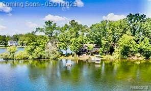 10418 King Rd, Davisburg, MI 48350