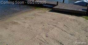 10418 King Rd, Davisburg, MI 48350