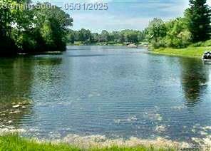 10418 King Rd, Davisburg, MI 48350