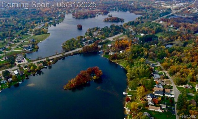 10418 King Rd, Davisburg, MI 48350