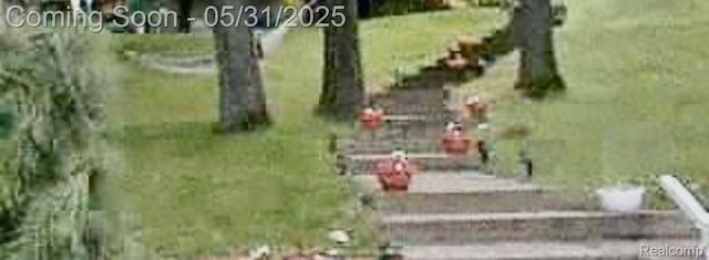 10418 King Rd, Davisburg, MI 48350