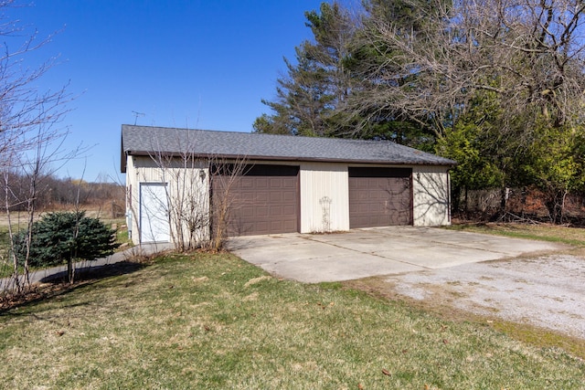 view of detached garage