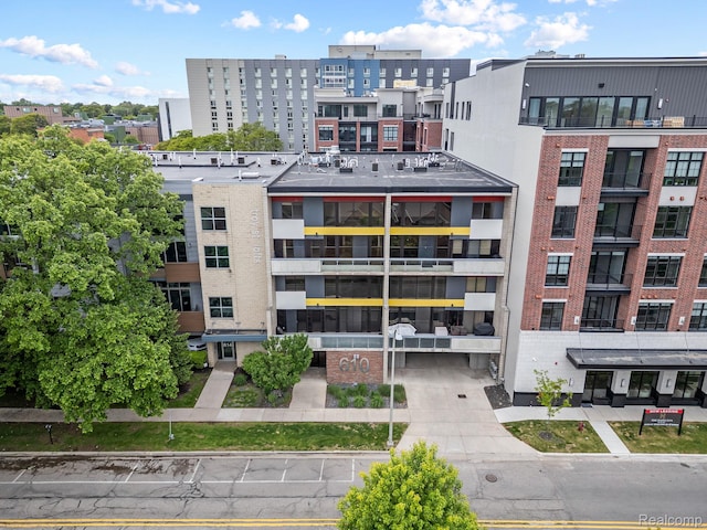 610 S Troy St, Royal Oak, MI 48067 - view of apartment building / complex