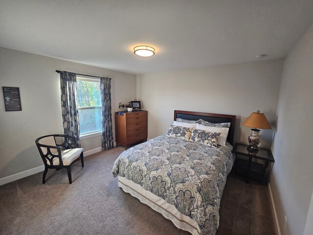 3125 Fortune Ln, Commerce Twp, MI 48390 - carpeted bedroom featuring baseboards