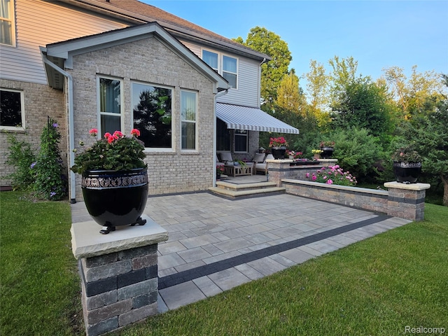 3125 Fortune Ln, Commerce Twp, MI 48390 - view of patio / terrace