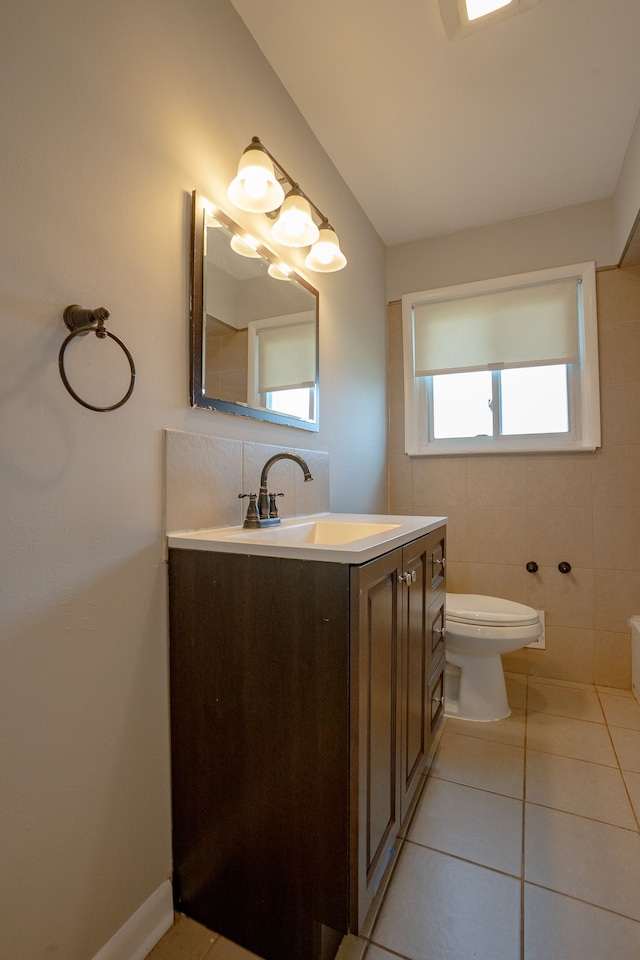 31825 Eveningside, Fraser, MI 48026 - bathroom with toilet, vanity, tile patterned flooring, and backsplash