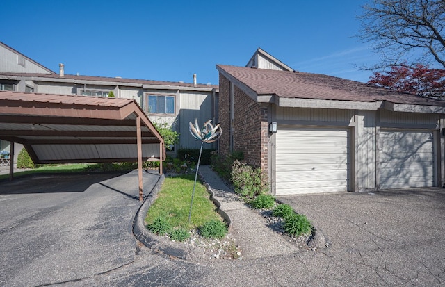 7455 Brynmawr Ct Unit 31, West Bloomfield, MI 48322 - view of front of house featuring brick siding