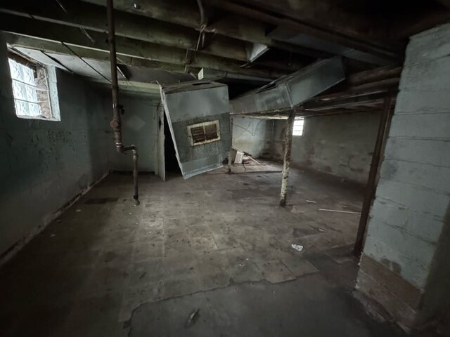 19552 Pelkey St, Detroit, MI 48205 - photo 37