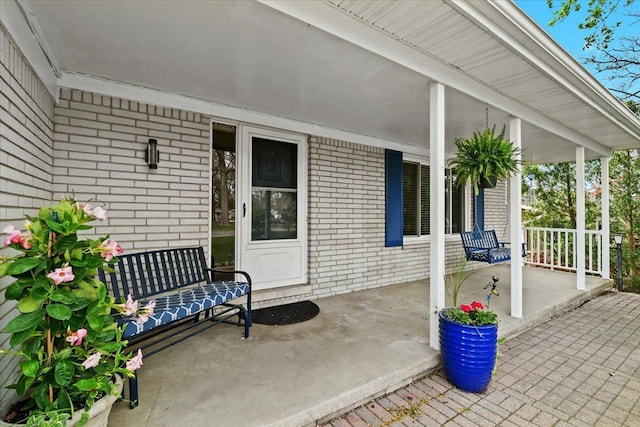 view of patio / terrace with covered porch