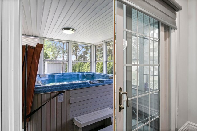 7891 Robindale Ave, Dearborn Heights, MI 48127 - sunroom featuring a jacuzzi
