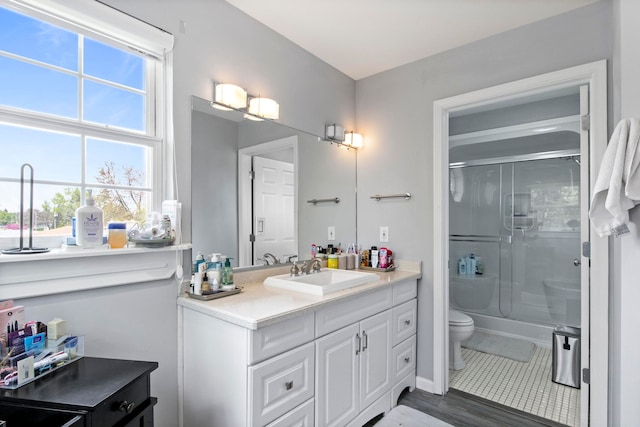 7891 Robindale Ave, Dearborn Heights, MI 48127 - full bathroom featuring toilet and vanity