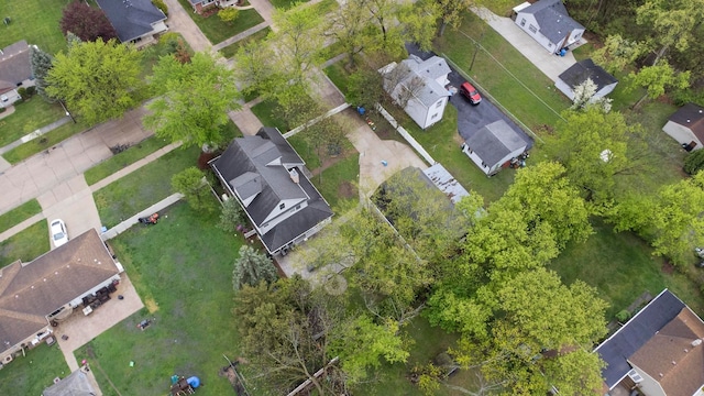 7891 Robindale Ave, Dearborn Heights, MI 48127 - aerial view of property's location featuring nearby suburban area