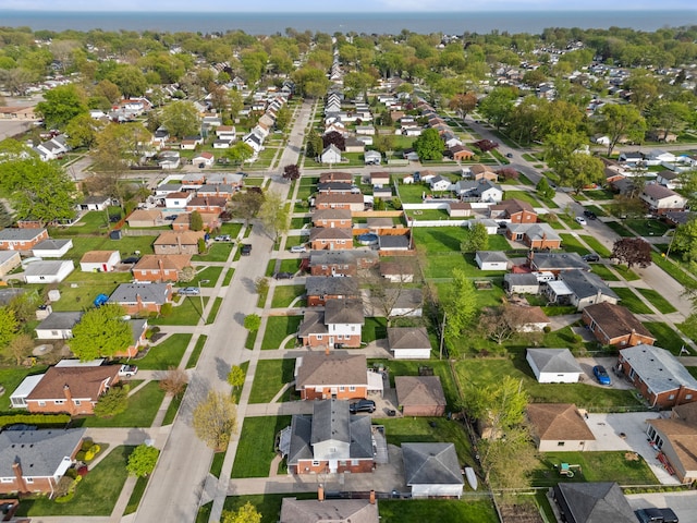 23130 Beverly St, Saint Clair Shores, MI 48082 - aerial view of property and surrounding area featuring nearby suburban area and a large body of water