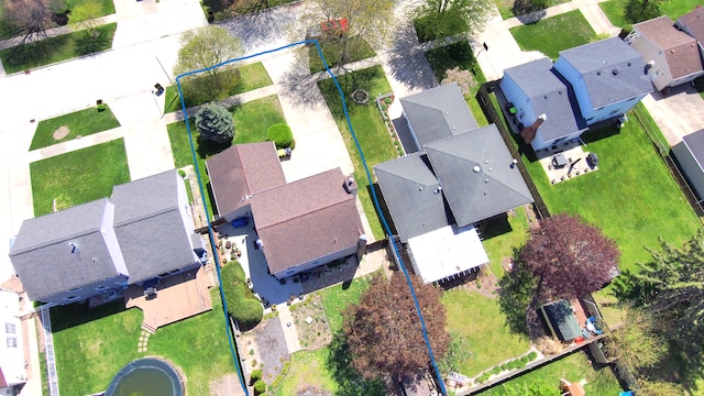 birds eye view of property featuring a residential view