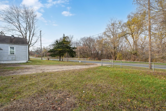 view of yard featuring fence