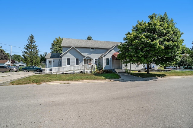 803 Forest Ave, Frankfort, MI 49635