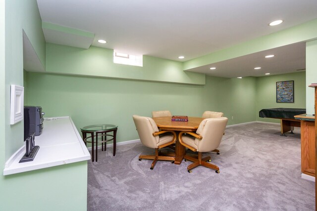 dining area with carpet floors, recessed lighting, and baseboards
