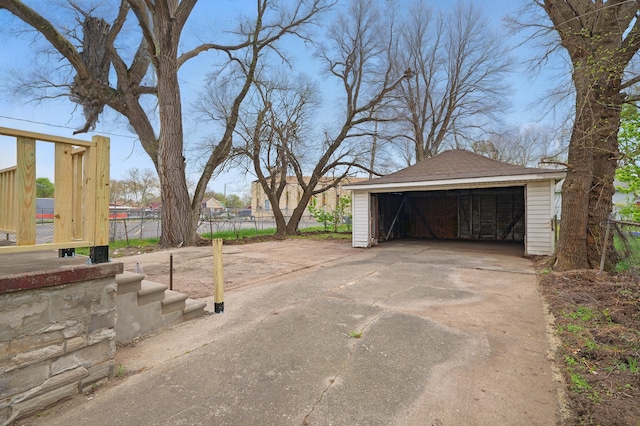 exterior space with fence
