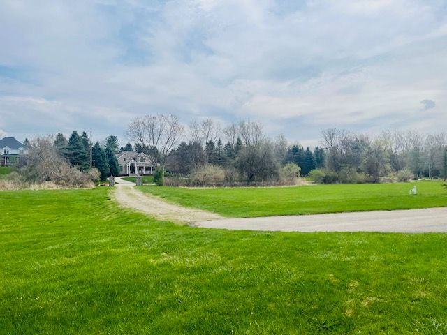 71423 E Pond Creek Dr, Bruce, MI 48065