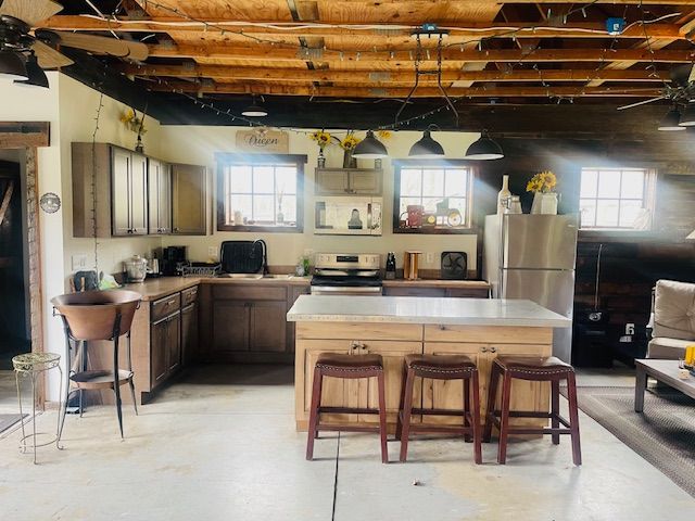 71423 E Pond Creek Dr, Bruce, MI 48065