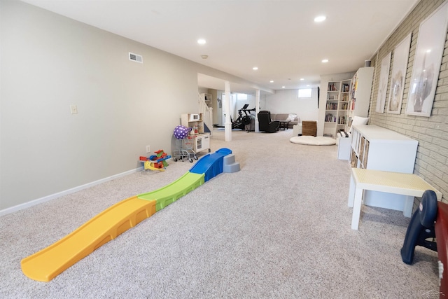 recreation room with baseboards, carpet flooring, recessed lighting, and visible vents