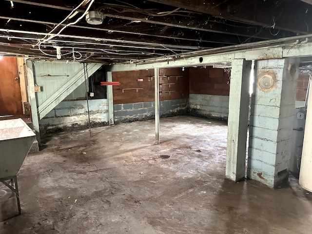 view of unfinished below grade area