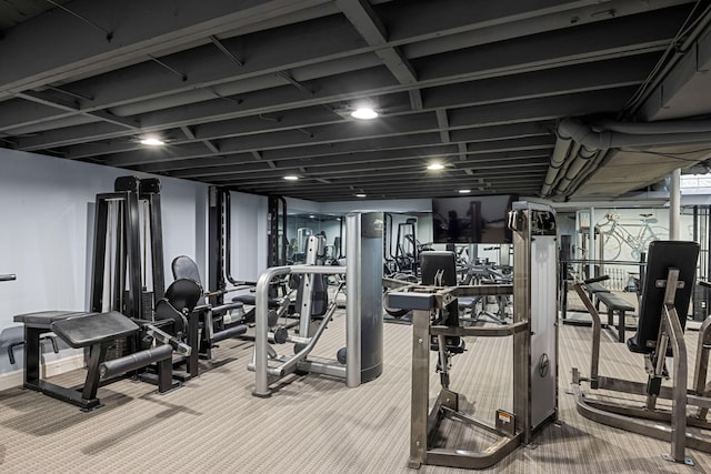 workout area with carpet flooring