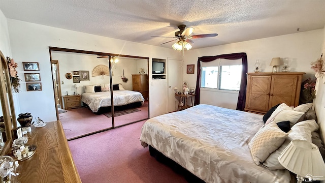 7736 S Custer Rd, Monroe, MI 48161 - bedroom featuring ceiling fan, carpet, a closet, and a textured ceiling