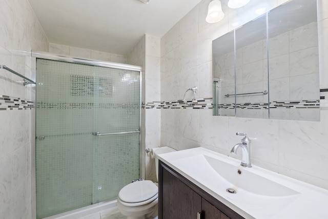 35490 Hatherly Dr, Sterling Heights, MI 48310 - full bath with vanity, toilet, tile walls, and a stall shower
