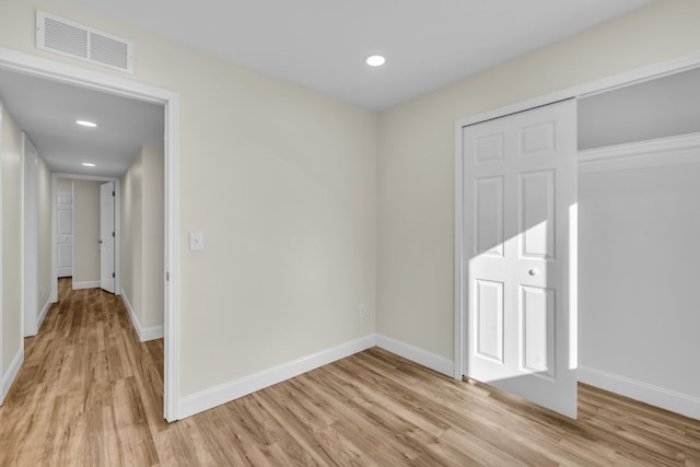 37451 Carpathia Blvd, Sterling Heights, MI 48310 - interior space with visible vents, light wood finished floors, and baseboards