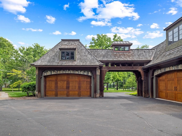 26565 Scenic, Franklin, MI 48025 - view of garage