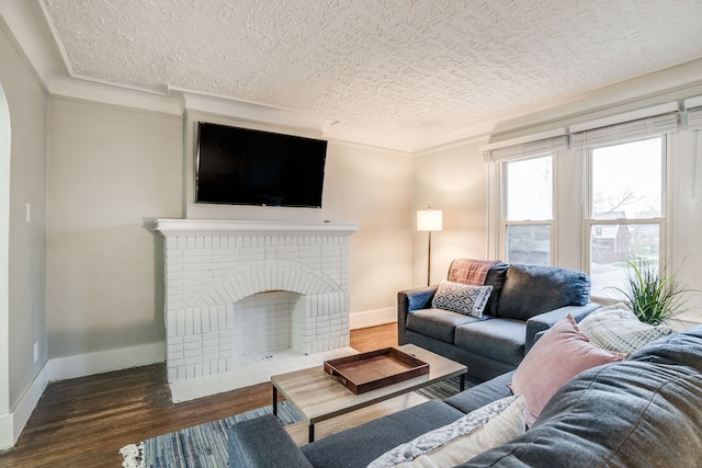 17215 Warrington Dr, Detroit, MI 48221 - living area with baseboards, a textured ceiling, crown molding, and wood finished floors